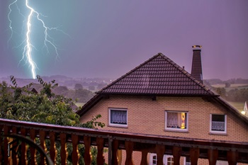 Schutz vor den Folgen von Blitzeinschlägen